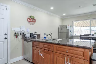 8614 Camelia, Riverside, CA 92504 - Photo 9