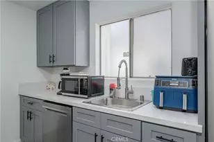 2803 S Fairview, Santa Ana, CA 92704 - Photo 9