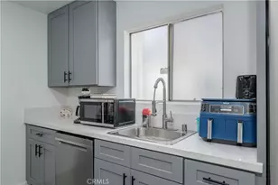 2803 S Fairview, Santa Ana, CA 92704 - Photo 9