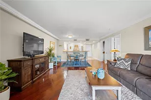 200 Pacific Coast, Huntington Beach, CA 92648 - Photo 15