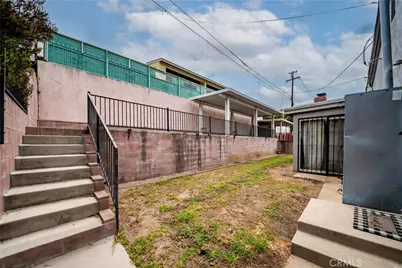 11712 Tarron, Hawthorne, CA 90250 - Photo 25