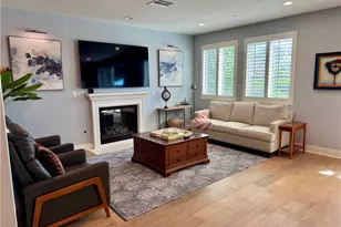 11 Silver Spruce Ct, Lake Forest, CA 92630 - Photo 9