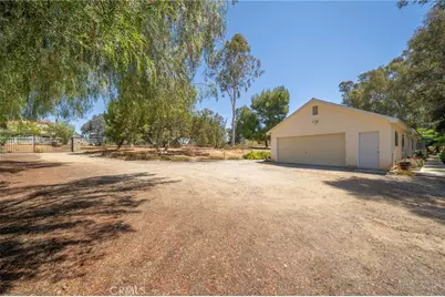 16639 Fox Glen, Riverside, CA 92504 - Photo 23