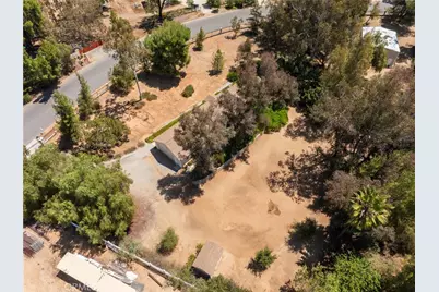 16639 Fox Glen, Riverside, CA 92504 - Photo 9