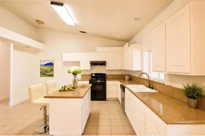 18376 Main, Hesperia, CA 92345 - Photo 5