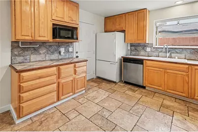4758 Mount Saint Helens Way, San Diego, CA 92117 - Photo 11