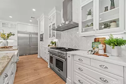 208 Radial, Irvine, CA 92618 - Photo 9