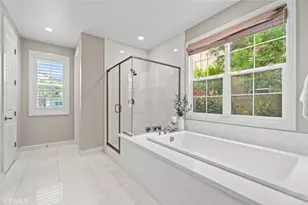 208 Radial, Irvine, CA 92618 - Photo 33