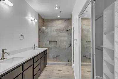 10 Salton, Irvine, CA 92602 - Photo 31
