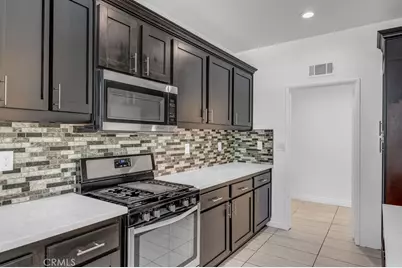 10 Salton, Irvine, CA 92602 - Photo 9
