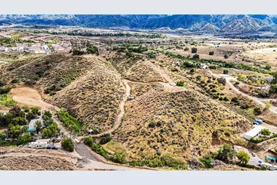 11221 Spanish Hills Drive, Corona, CA 92883 - Photo 15