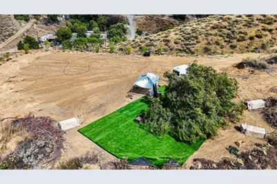 11221 Spanish Hills Drive, Corona, CA 92883 - Photo 13
