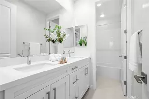 63 Lugano, Irvine, CA 92602 - Photo 25