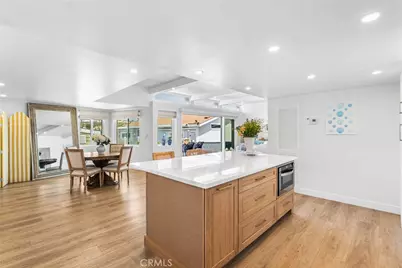 8 Saratoga, Newport Beach, CA 92660 - Photo 23