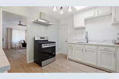 217 N McClay, Santa Ana, CA 92701 - Photo 27