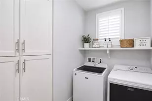 3210 E Yountville Dr, Ontario, CA 91761 - Photo 15