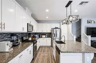 3210 E Yountville Dr, Ontario, CA 91761 - Photo 3