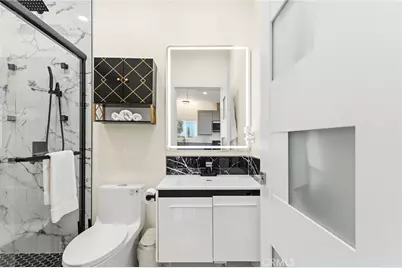 16842 Lucia, Huntington Beach, CA 92647 - Photo 39