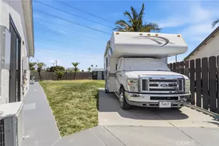 16842 Lucia, Huntington Beach, CA 92647 - Photo 47