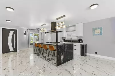 16842 Lucia, Huntington Beach, CA 92647 - Photo 7