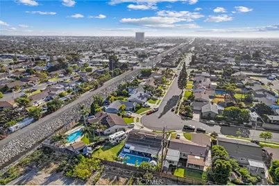 16842 Lucia, Huntington Beach, CA 92647 - Photo 55