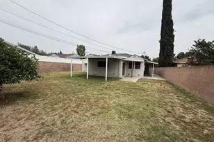 10213 Sophia Ave, North Hills, CA 91343 - Photo 9