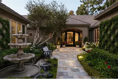 30 Burning Tree, Newport Beach, CA 92660 - Photo 3