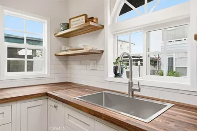 14 Cottonwood Lane, Seal Beach, CA 90740 - Photo 17