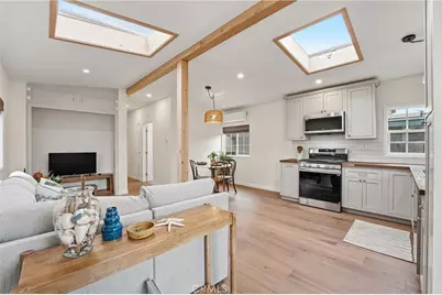 14 Cottonwood Lane, Seal Beach, CA 90740 - Photo 9