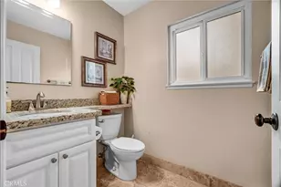 19410 Shelford, Cerritos, CA 90703 - Photo 17