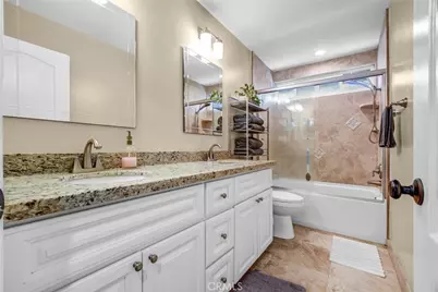 19410 Shelford, Cerritos, CA 90703 - Photo 29
