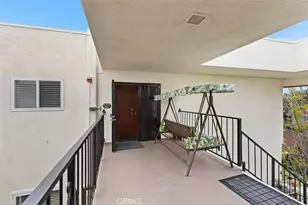 2355 Via Mariposa, Laguna Woods, CA 92637 - Photo 3