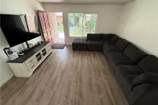 521 S Lyon, Santa Ana, CA 92701 - Photo 9