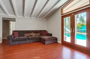 20606 Skouras Dr, Winnetka, CA 91306 - Photo 19