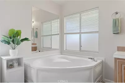 203 Dogwood Lane, Bakersfield, CA 93308 - Photo 17