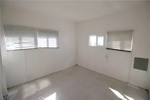 405 McCord Ave, Bakersfield, CA 93308 - Photo 13