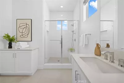 608 Chinon, Irvine, CA 92618 - Photo 25