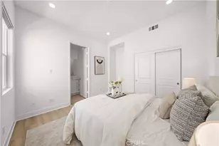 608 Chinon, Irvine, CA 92618 - Photo 19