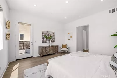 608 Chinon, Irvine, CA 92618 - Photo 23