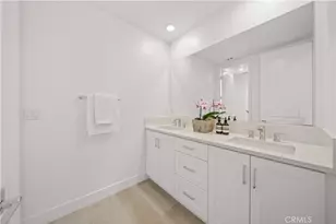 608 Chinon, Irvine, CA 92618 - Photo 35