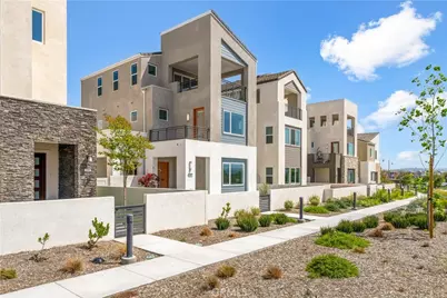 608 Chinon, Irvine, CA 92618 - Photo 3