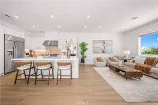 608 Chinon, Irvine, CA 92618 - Photo 9