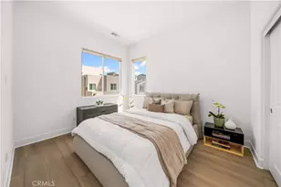 608 Chinon, Irvine, CA 92618 - Photo 33