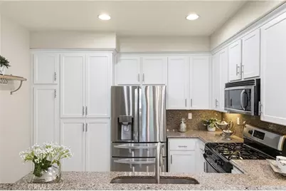 79 Tierra Montanosa, Rancho Santa Margarita, CA 92688 - Photo 21