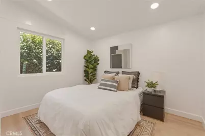 2107 Pomona, Costa Mesa, CA 92627 - Photo 19