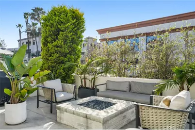 306 3rd Street, Huntington Beach, CA 92648 - Photo 17