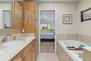 14811 Alder, Tustin, CA 92780 - Photo 15