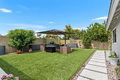 14811 Alder, Tustin, CA 92780 - Photo 19