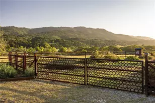 10585 Santa Paula Ojai Rd, Ojai, CA 93060 - Photo 47