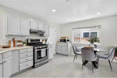 6692 Kiwi Cir, Cypress, CA 90630 - Photo 5